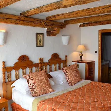 Bellecote Hotel